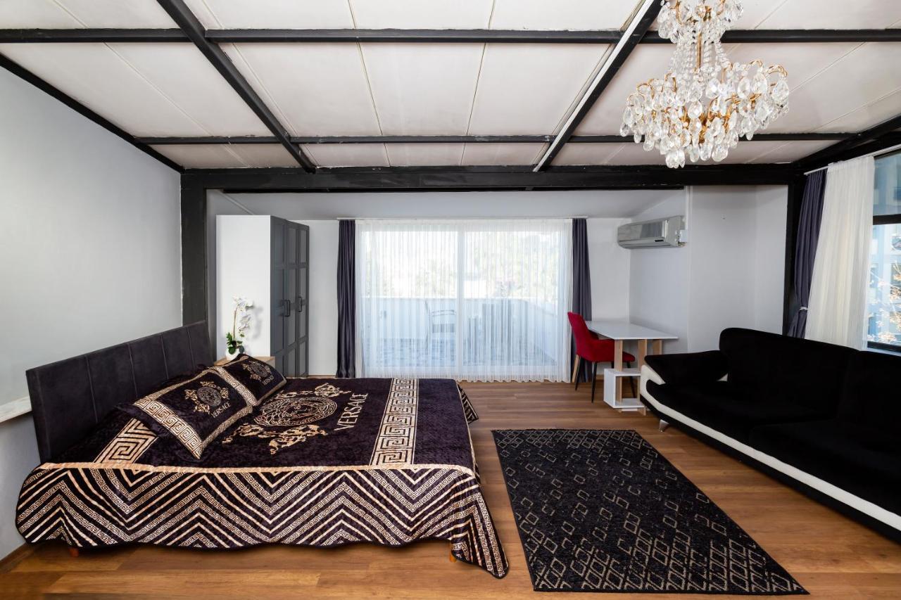 8 Rooms House Balcova ภายนอก รูปภาพ