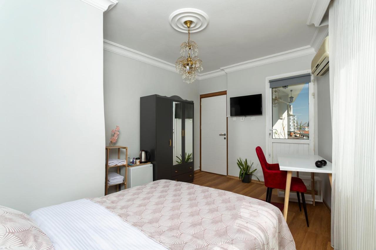 8 Rooms House Balcova ภายนอก รูปภาพ