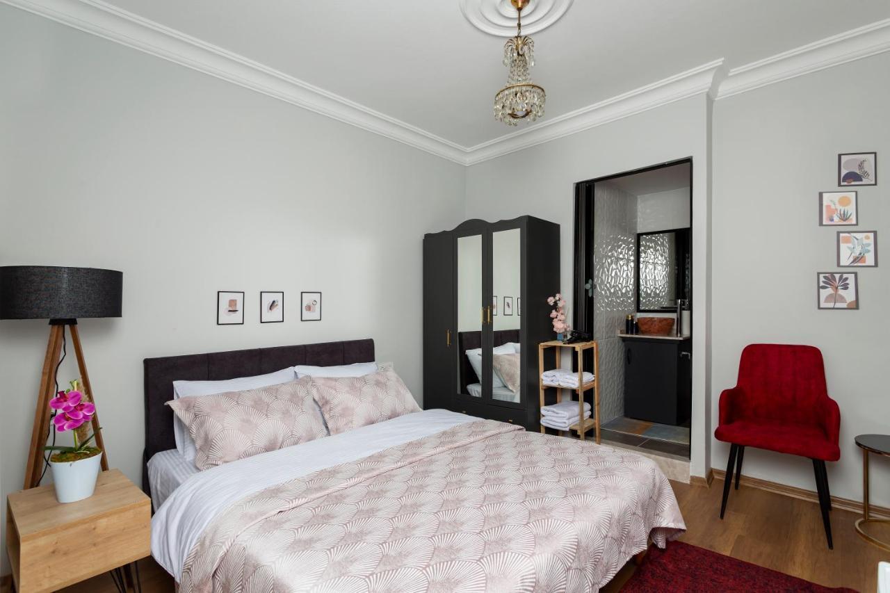 8 Rooms House Balcova ภายนอก รูปภาพ