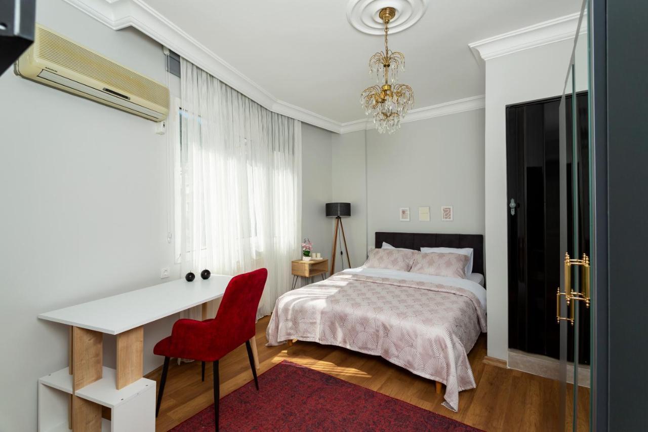 8 Rooms House Balcova ภายนอก รูปภาพ
