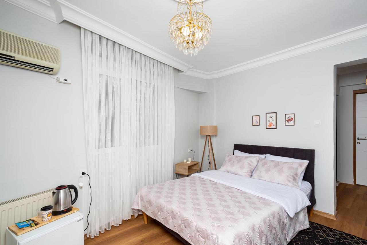 8 Rooms House Balcova ภายนอก รูปภาพ