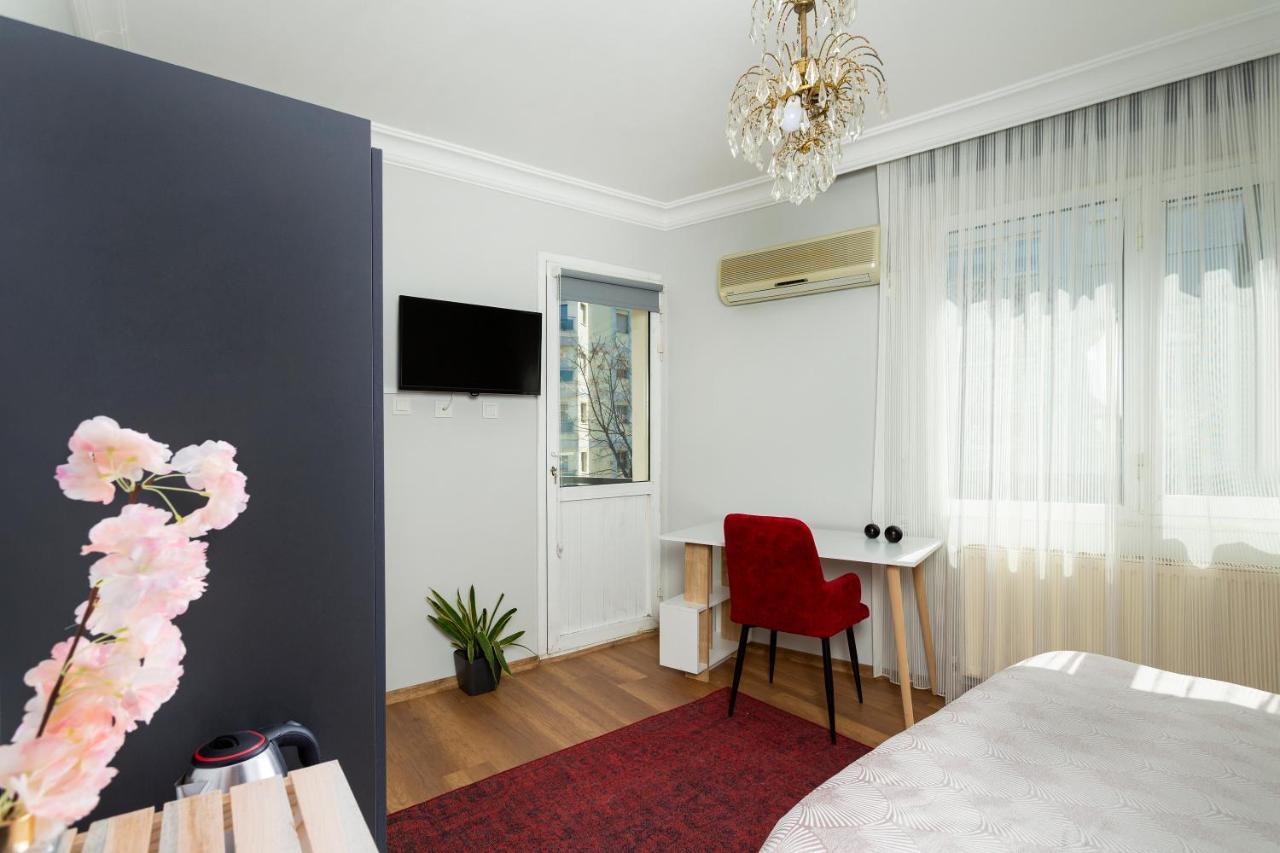 8 Rooms House Balcova ภายนอก รูปภาพ