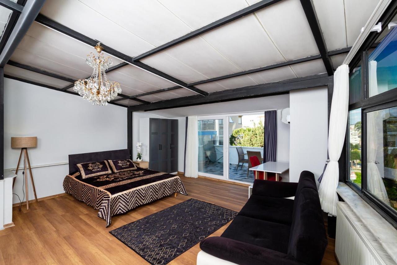 8 Rooms House Balcova ภายนอก รูปภาพ