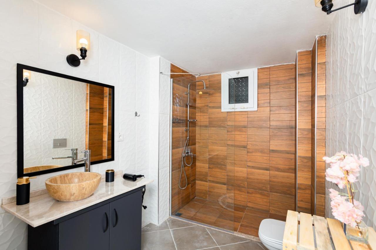 8 Rooms House Balcova ภายนอก รูปภาพ