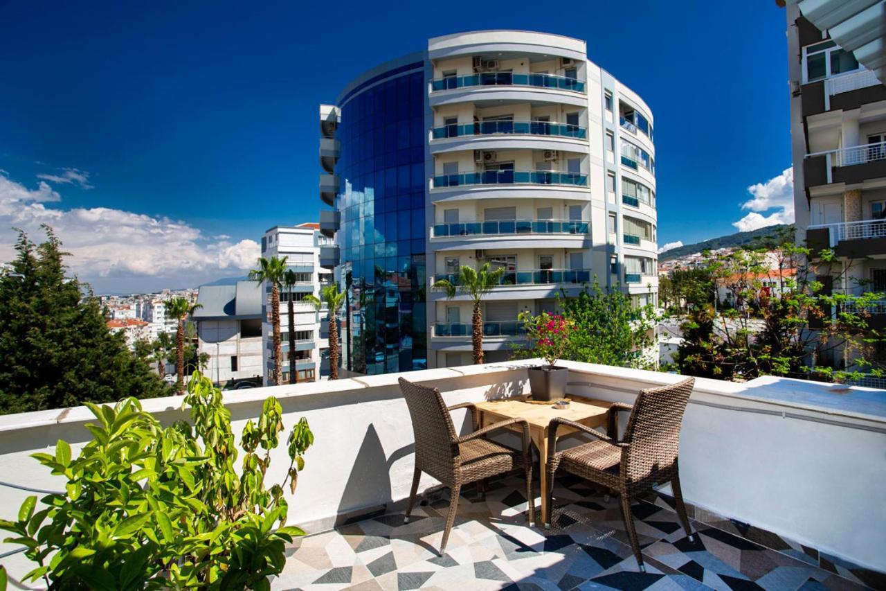 8 Rooms House Balcova ภายนอก รูปภาพ